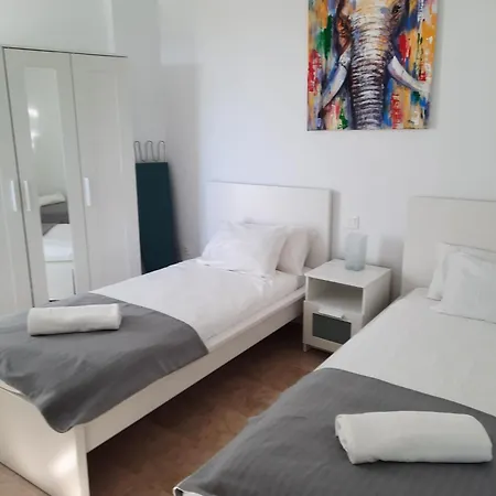 Small Oasis Nelson Mandela With Sea View, Two Bedrooms, Parking, Terrace And Pool Apartment Manilva